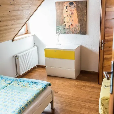 Pod Oblazowa Apartmán *