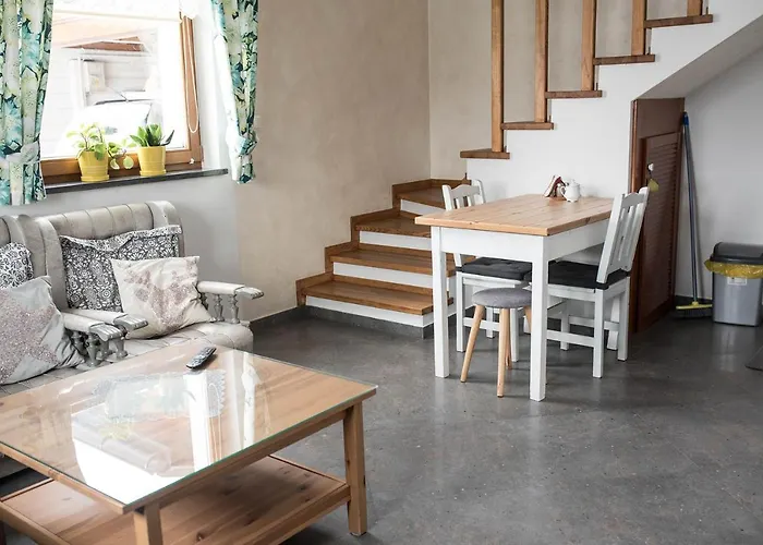 Pod Oblazowa アパート