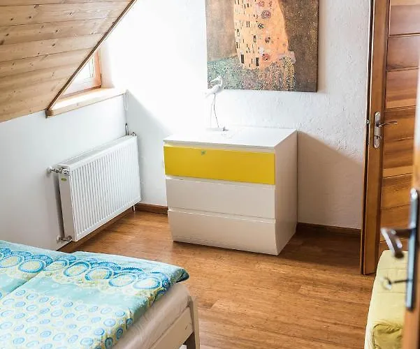 Pod Oblazowa アパート *